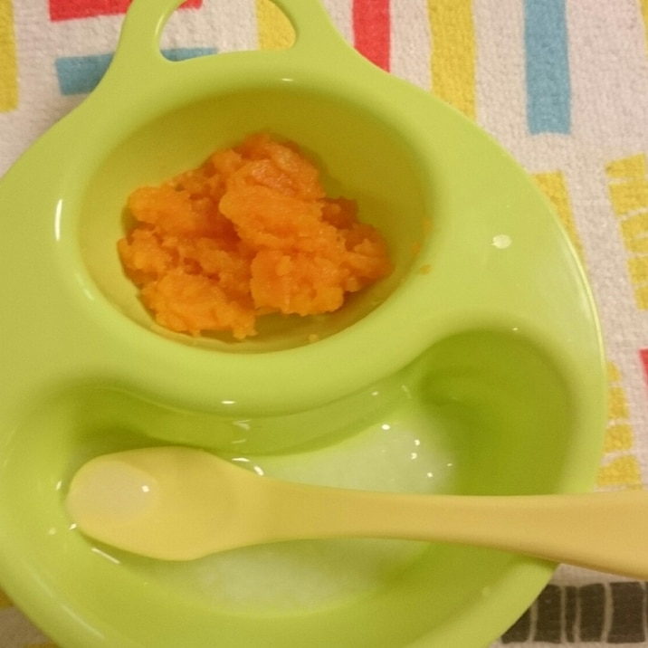 離乳食 初期5 6ヶ月 ニンジンのすりつぶし レシピ 作り方 By とんとことん 2児の母 楽天レシピ 離乳食 初期5 6ヶ月 ニンジンのすりつぶし レシピ 作り方 By とんとことん 2児の母 楽天レシピ